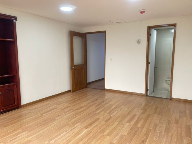Oficina en venta en El Poblado, Medellín, 40 m² · foto 10 de 15