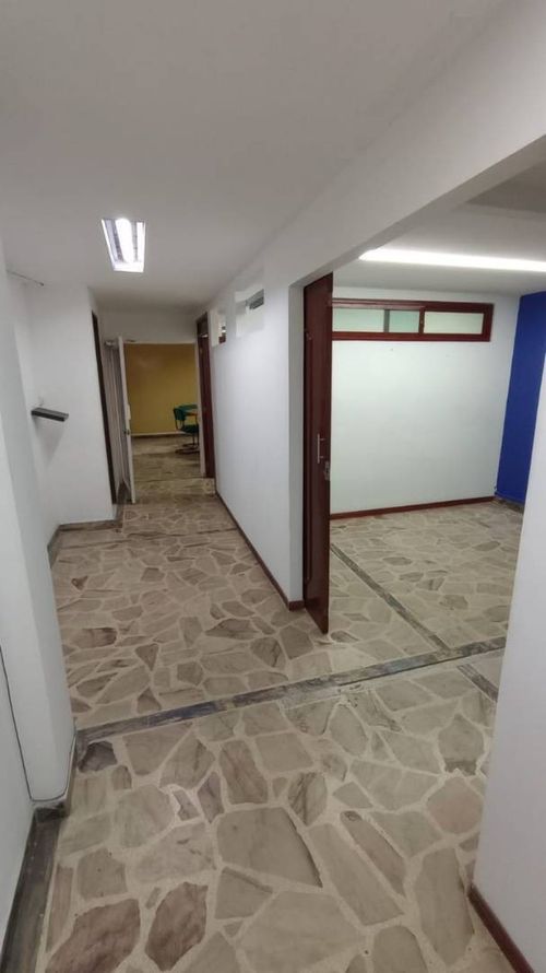 Oficina en arriendo en Centro, Bucaramanga, 75 m² · foto 2 de 9