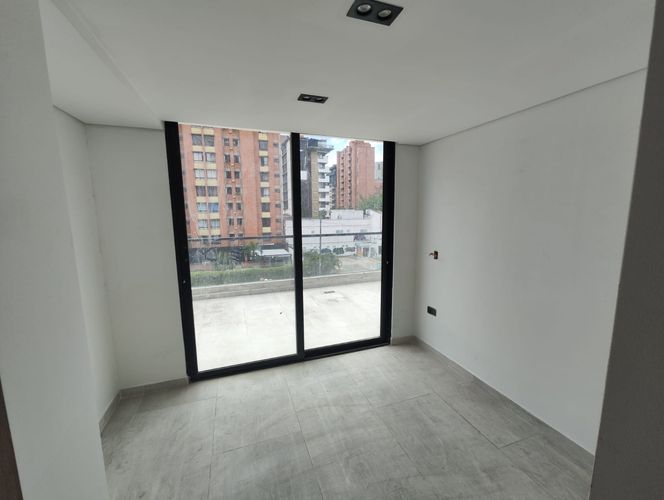 Apartamento de 3 alcobas en arriendo en Laureles, Medellín, 120 m² · foto 3 de 6