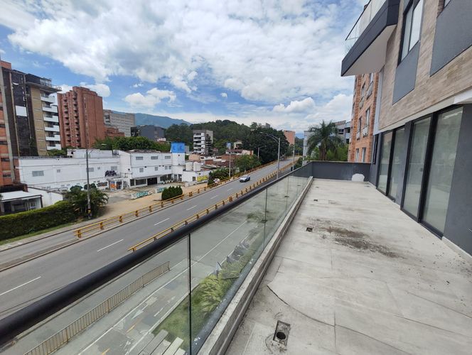 Apartamento de 3 alcobas en arriendo en Laureles, Medellín, 120 m² · foto 6 de 6