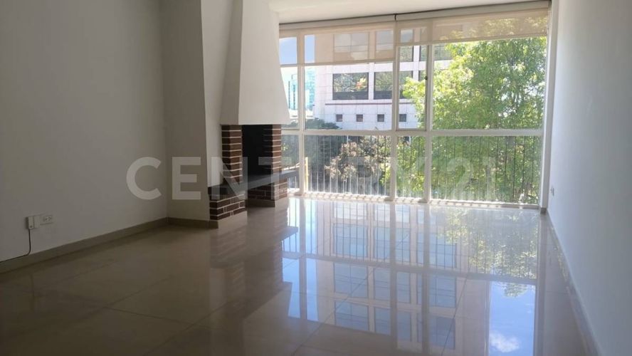 Apartamento de 3 alcobas en venta en Santa Ana Oriental, Bogotá, 83 m² · foto 3 de 24