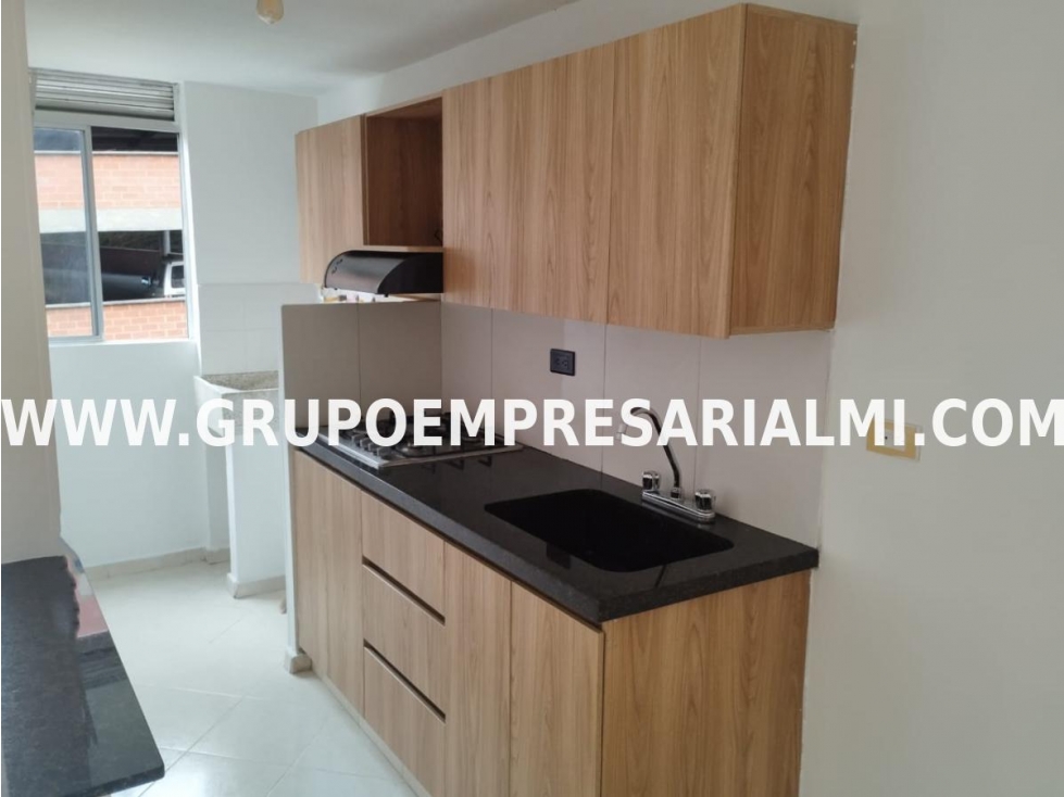 Apartment for sale in El Poblado, Medellín 3