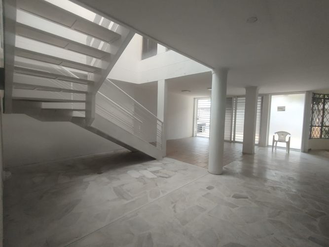 Casa de 5 alcobas en venta en El Ingenio, Cali, 430 m² · foto 4 de 24