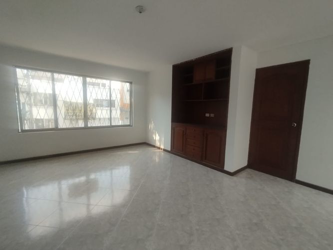 Casa de 5 alcobas en venta en El Ingenio, Cali, 430 m² · foto 8 de 24