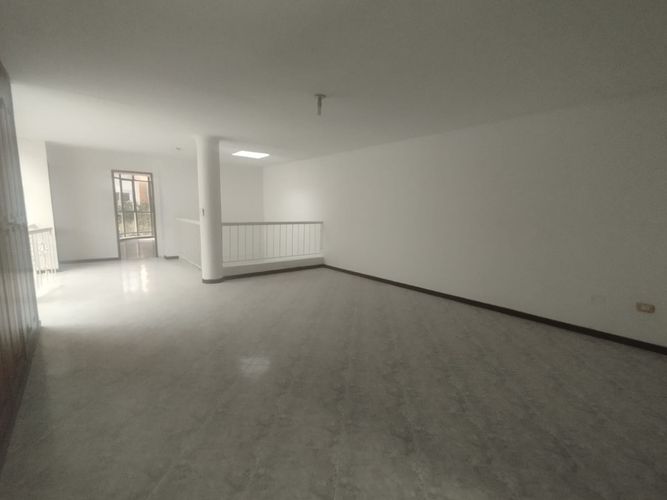 Casa de 5 alcobas en venta en El Ingenio, Cali, 430 m² · foto 10 de 24