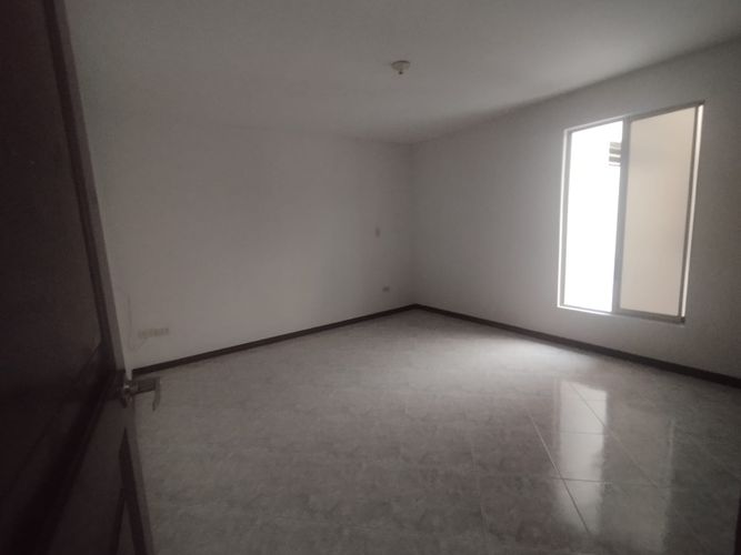 Casa de 5 alcobas en venta en El Ingenio, Cali, 430 m² · foto 11 de 24