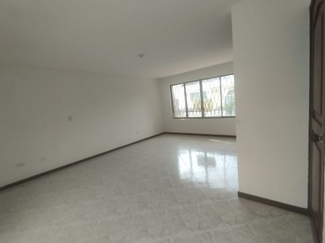 Casa de 5 alcobas en venta en El Ingenio, Cali, 430 m² · foto 14 de 24