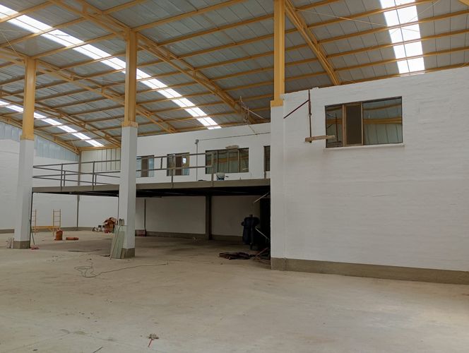 Bodega en arriendo en Los Naranjos, Itagüí, 970 m² · foto 6 de 11