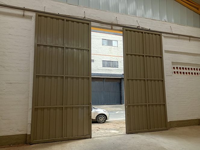Bodega en arriendo en Los Naranjos, Itagüí, 970 m² · foto 11 de 11
