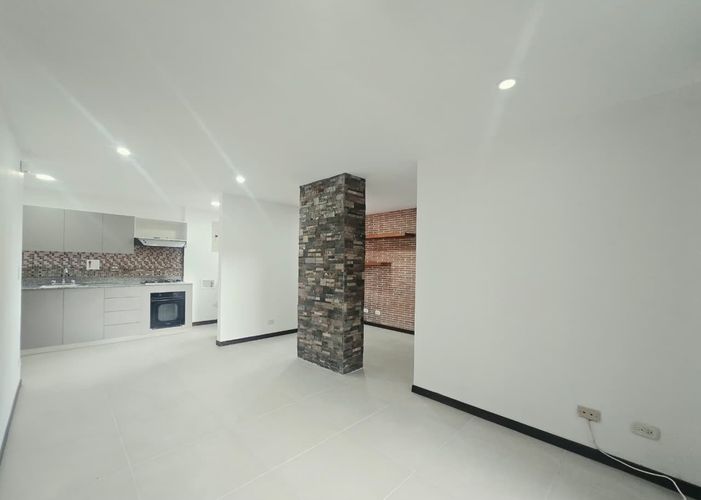 Apartamento de 3 alcobas en arriendo en Belén, Medellín, 70 m² · foto 5 de 19
