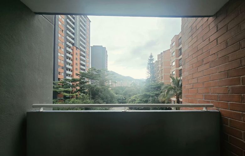 Apartamento de 3 alcobas en arriendo en Belén, Medellín, 70 m² · foto 17 de 19