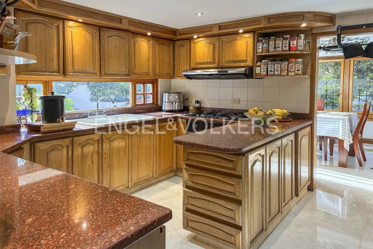 Casa en venta en Gratamira, Bogotá · foto 4 de 22