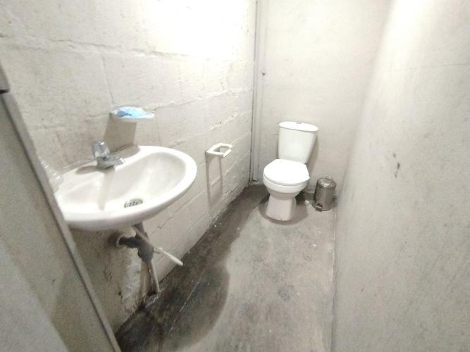 Bodega en arriendo en Monteazul, Sabaneta, 1000 m² · foto 4 de 9