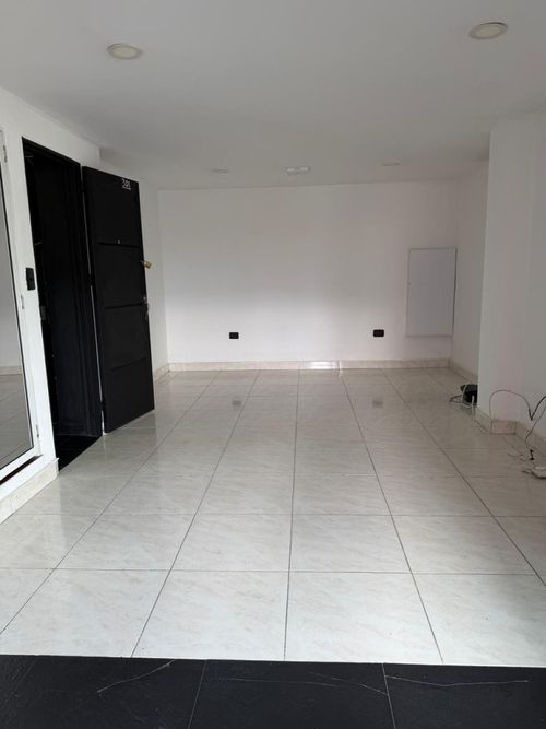 Oficina en arriendo en San Diego, Medellín, 50 m² · foto 2 de 10
