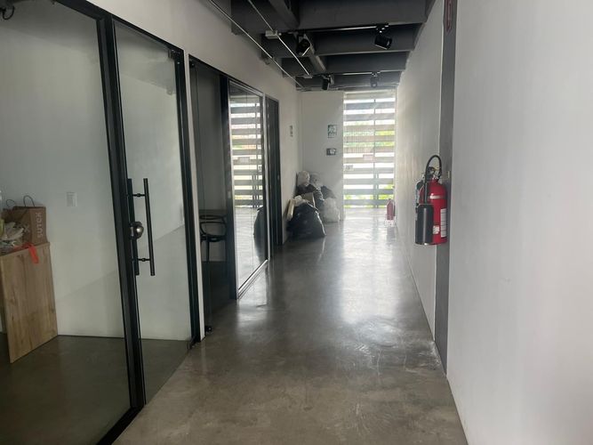 Oficina en arriendo en La Esmeralda, Itagüí, 200 m² · foto 2 de 20