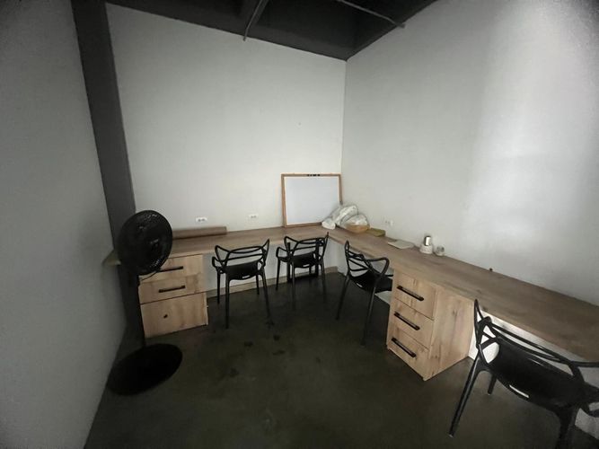 Oficina en arriendo en La Esmeralda, Itagüí, 200 m² · foto 10 de 20