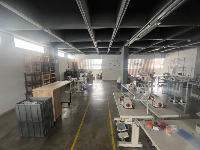 Oficina en arriendo en La Esmeralda, Itagüí, 200 m² · foto 7 de 20