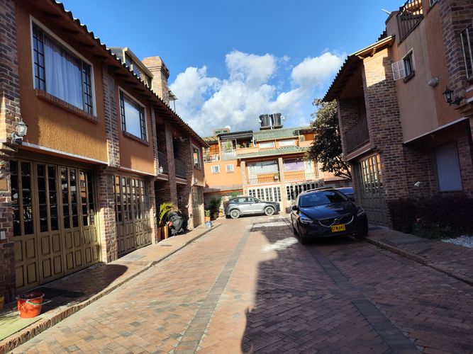 Casa de 5 alcobas en venta en Villa Olimpica, Chía, 156 m² · foto 24 de 24