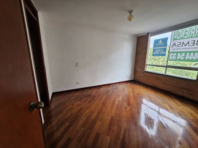 Apartaestudio en arriendo en Las Lomas, Medellín, 55 m² · foto 8 de 17