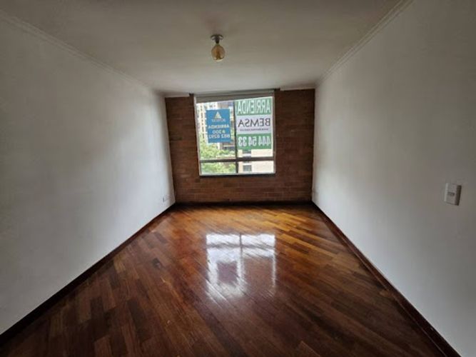 Apartaestudio en arriendo en Las Lomas, Medellín, 55 m² · foto 14 de 17