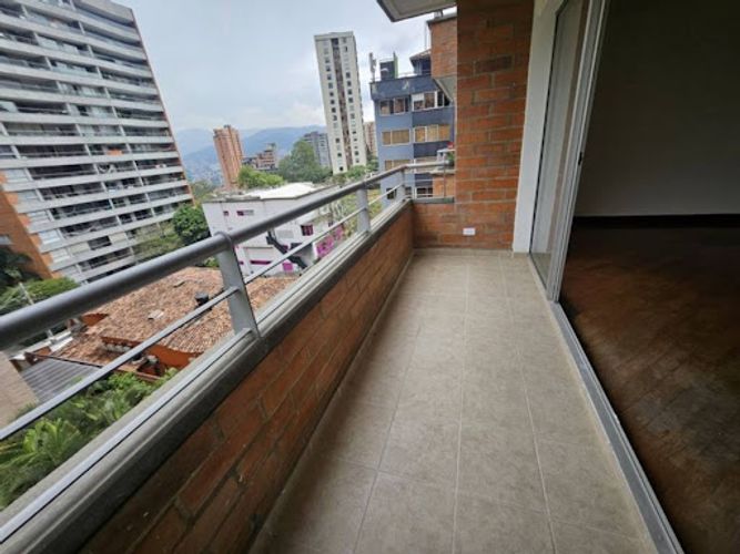 Apartaestudio en arriendo en Las Lomas, Medellín, 55 m² · foto 15 de 17