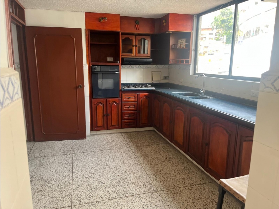 Apartamento en arriendo en Santa Teresita, Cali · foto 20 de 24