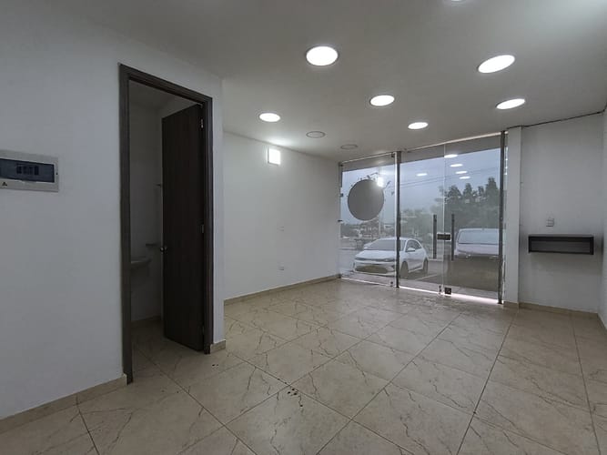Local en arriendo en Arboretto Conjunto Residencial, Villa del Rosario, 24 m² · foto 2 de 3