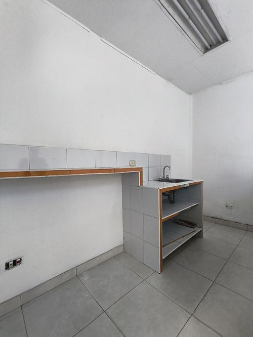 Oficina en arriendo en Zona Industrial Comuna 5, Cúcuta, 53 m² · foto 3 de 4