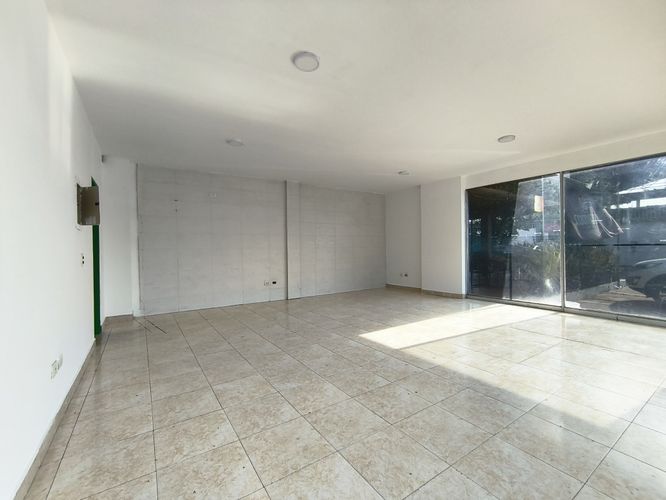 Oficina en arriendo en Zona Industrial Comuna 5, Cúcuta, 43 m² · foto 2 de 3
