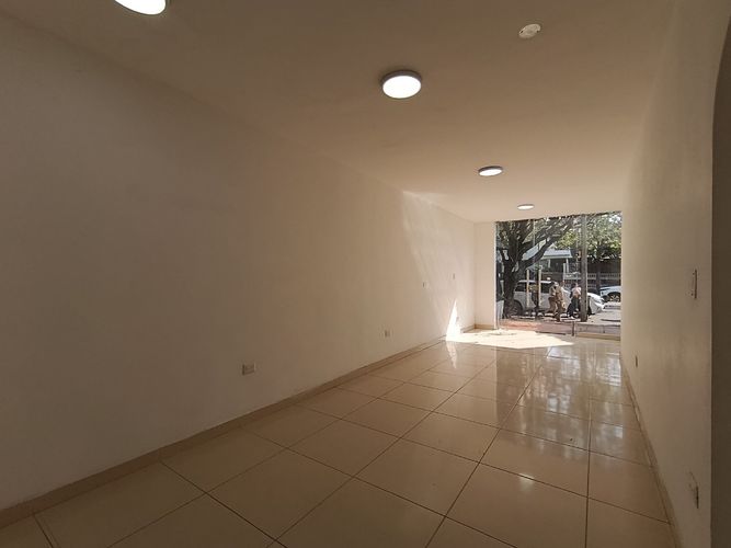 Local en arriendo en La Playa, Cúcuta, 33 m² · foto 3 de 5