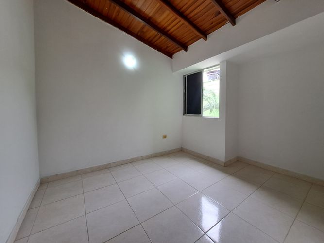 Casa de 3 alcobas en arriendo en Conjunto Cerrado Firenze, Villa del Rosario, 80 m² · foto 9 de 15