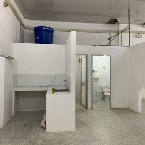 Bodega en arriendo en Comuneros, Bucaramanga, 387 m² · foto 6 de 7