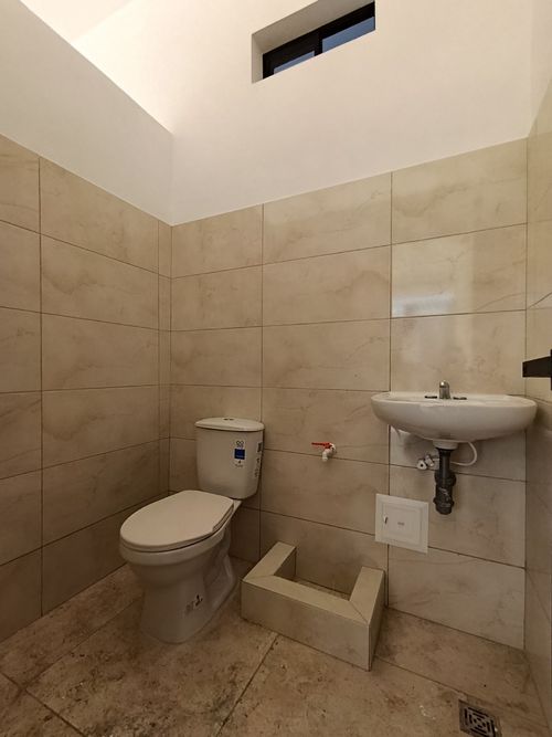Local en arriendo en Pisarreal, Los Patios, 47 m² · foto 3 de 3
