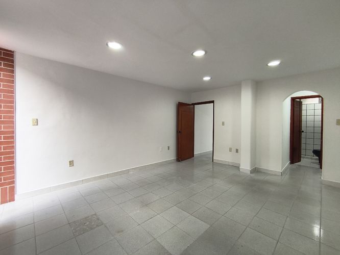 Oficina en arriendo en Quinta Velez, Cúcuta, 50 m² · foto 3 de 5