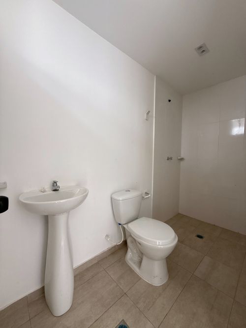Local en arriendo en Caobos, Cúcuta, 174 m² · foto 6 de 10