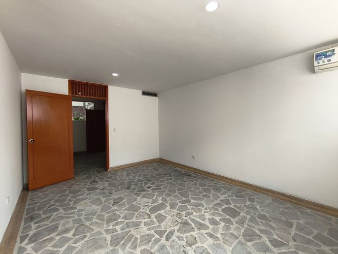 Oficina en arriendo en Quinta Velez, Cúcuta, 35 m² · foto 2 de 5