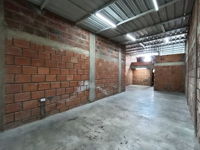 Bodega en arriendo en San Miguel, Cúcuta, 70 m² · foto 2 de 3