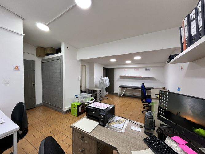 Oficina en arriendo en Caobos, Cúcuta, 286 m² · foto 15 de 24