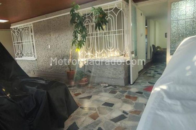 Casa de 4 alcobas en venta en Villa Javier, Bogotá, 143 m² · foto 3 de 17
