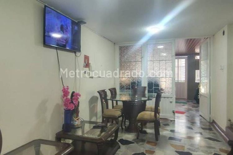 Casa de 4 alcobas en venta en Villa Javier, Bogotá, 143 m² · foto 4 de 17