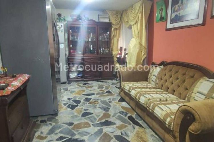 Casa de 4 alcobas en venta en Villa Javier, Bogotá, 143 m² · foto 6 de 17