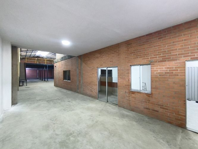 Bodega en arriendo en El Llano, Cúcuta, 368 m² · foto 12 de 21