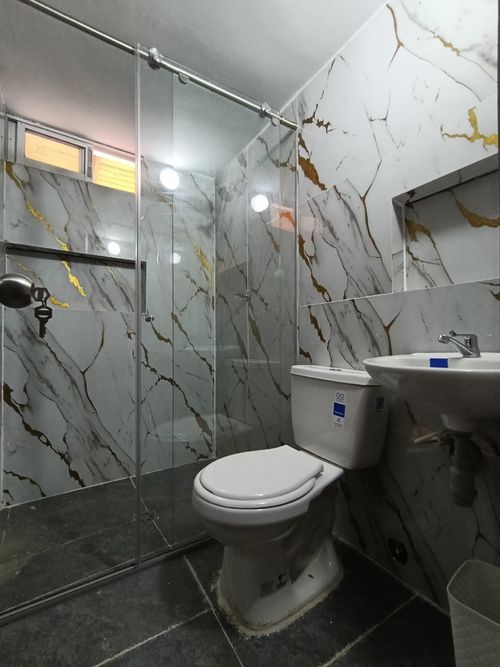 Casa de 4 alcobas en arriendo en California, Los Patios, 400 m² · foto 10 de 18