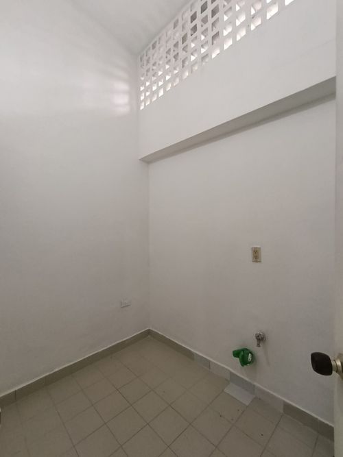 Local en arriendo en La Playa, Cúcuta, 73 m² · foto 6 de 6