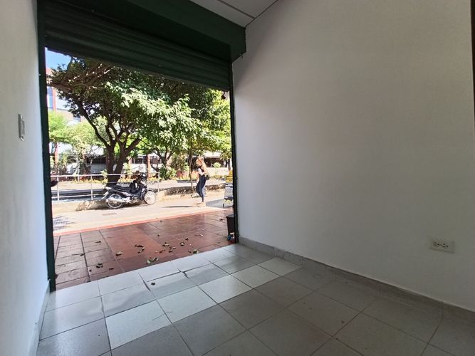 Local en arriendo en Popular, Cúcuta, 8 m² · foto 2 de 3