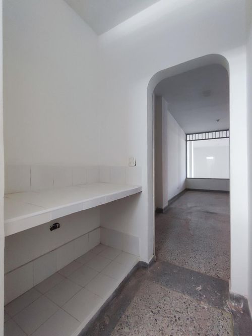 Oficina en arriendo en La Playa, Cúcuta, 110 m² · foto 4 de 8