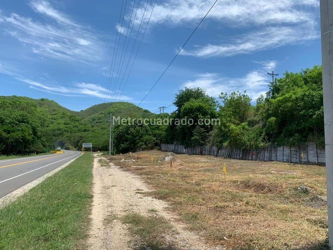 Casa de 2 alcobas en venta en Oriente, Girardot, 70 m² · foto 23 de 24