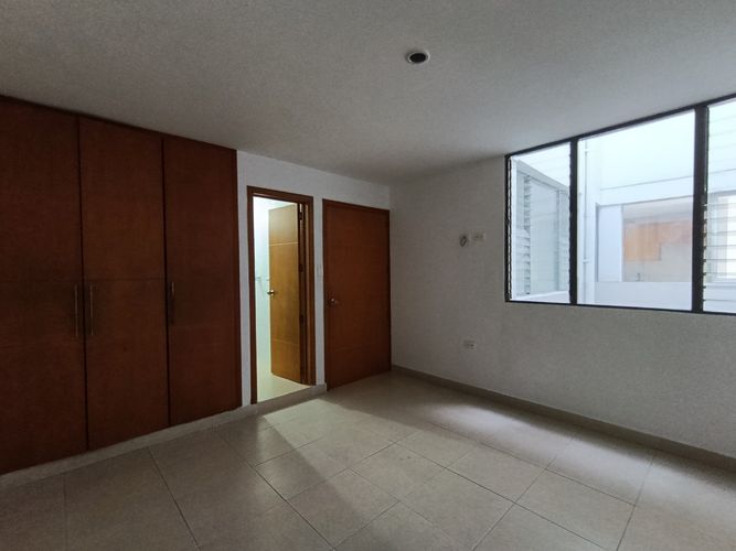 Apartamento de 3 alcobas en venta en Popular, Cúcuta, 91 m² · foto 4 de 14