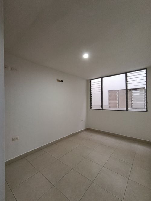 Apartamento de 3 alcobas en venta en Popular, Cúcuta, 91 m² · foto 6 de 14