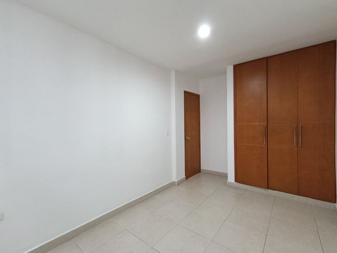 Apartamento de 3 alcobas en venta en Popular, Cúcuta, 91 m² · foto 7 de 14